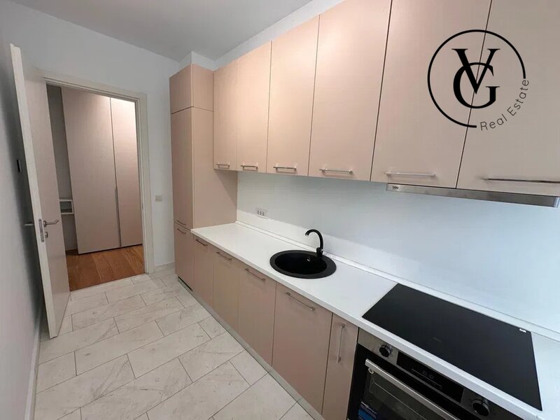 Luxuria Residence, apartament cu curte.